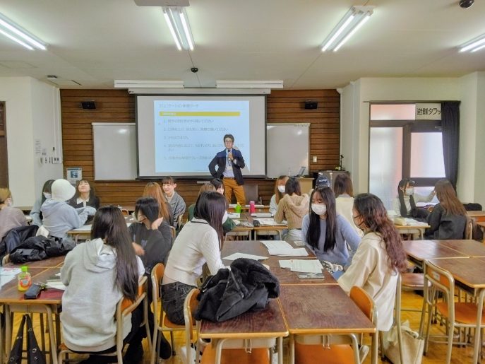 写真③岩下先生講義